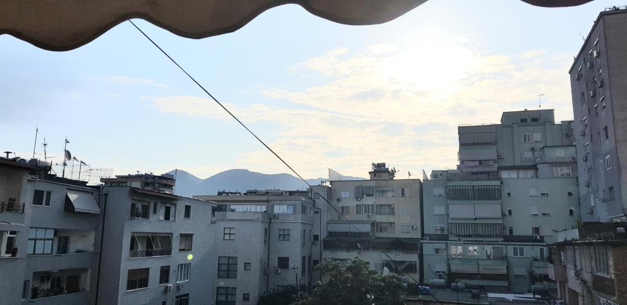 Nevila'S Apartment ติรานา ภายนอก รูปภาพ