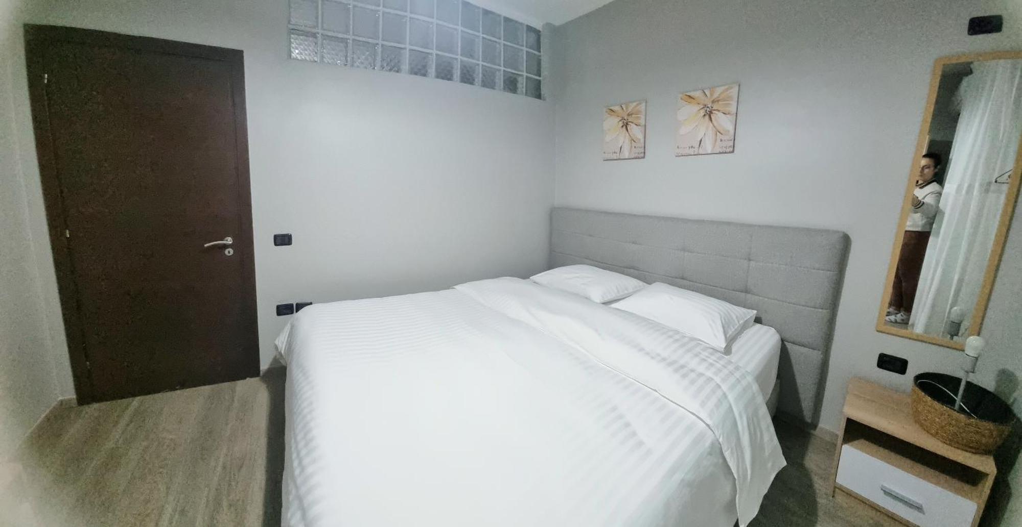 Nevila'S Apartment ติรานา ภายนอก รูปภาพ