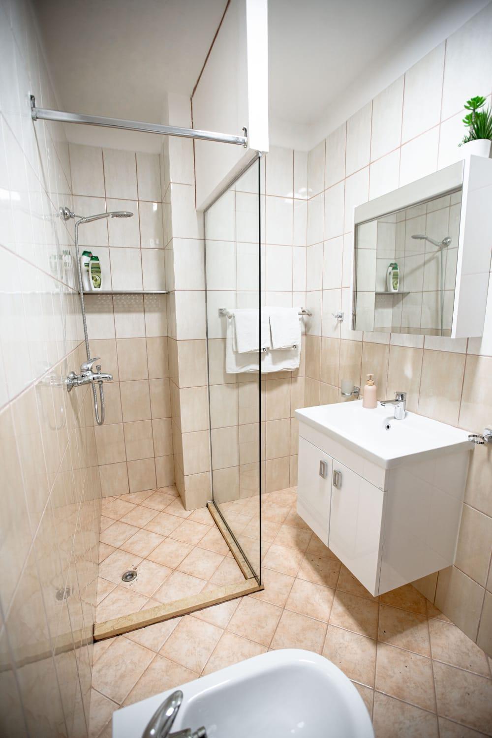 Nevila'S Apartment ติรานา ภายนอก รูปภาพ